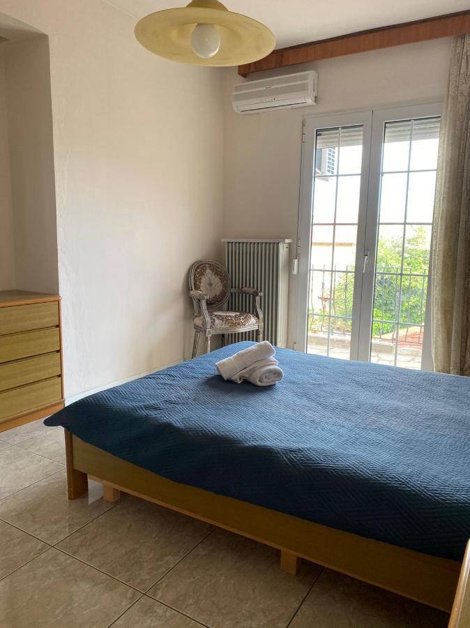 House By The Sea 2 Apartment Nea Iraklitsa Bagian luar foto