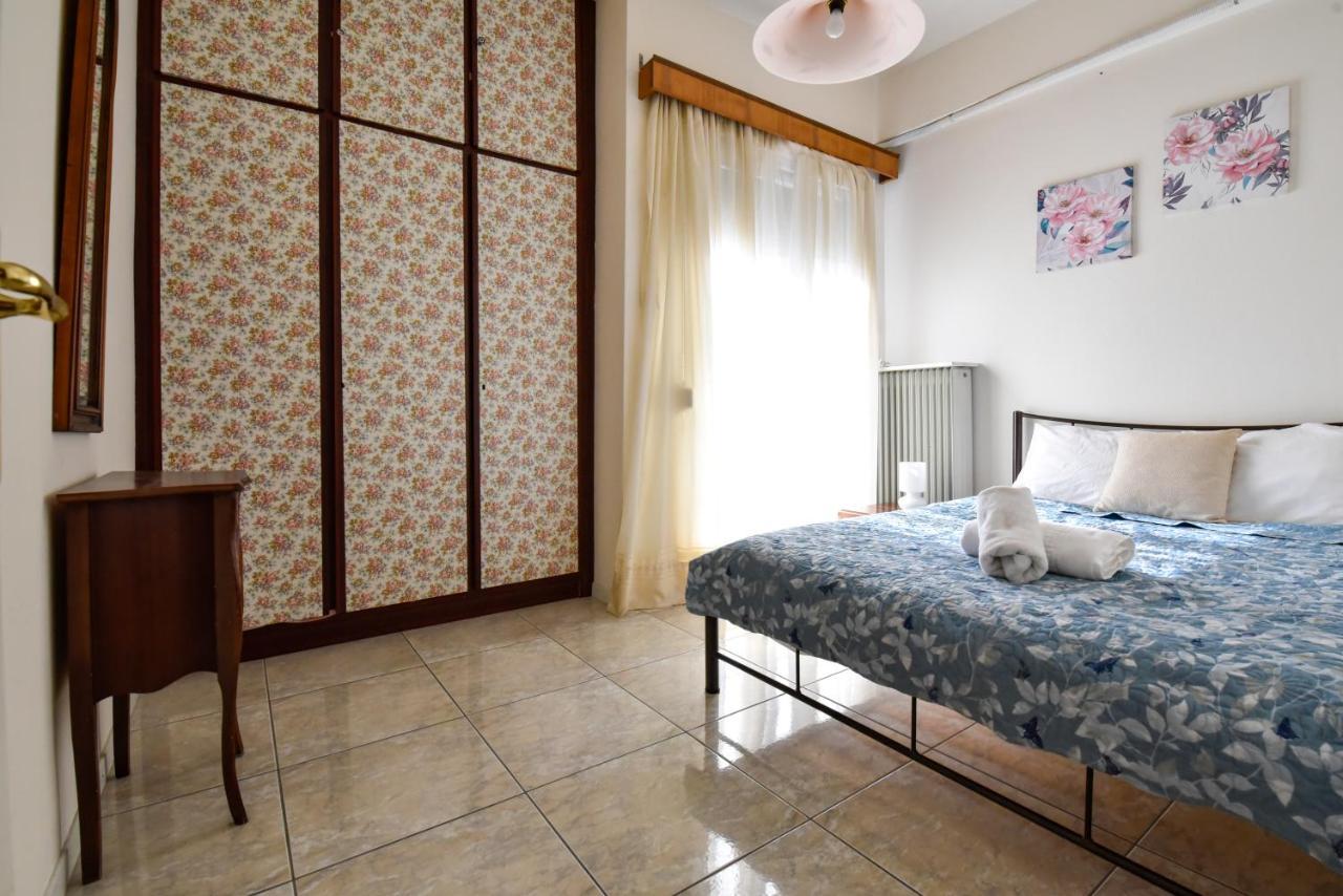 House By The Sea 2 Apartment Nea Iraklitsa Bagian luar foto